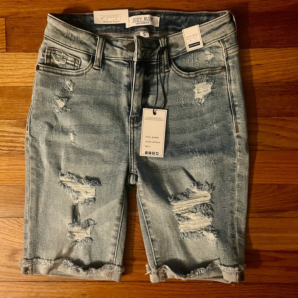 Judy Blue Bermuda denim jean shorts size small